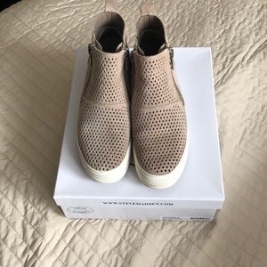 Steve Madden sneakers